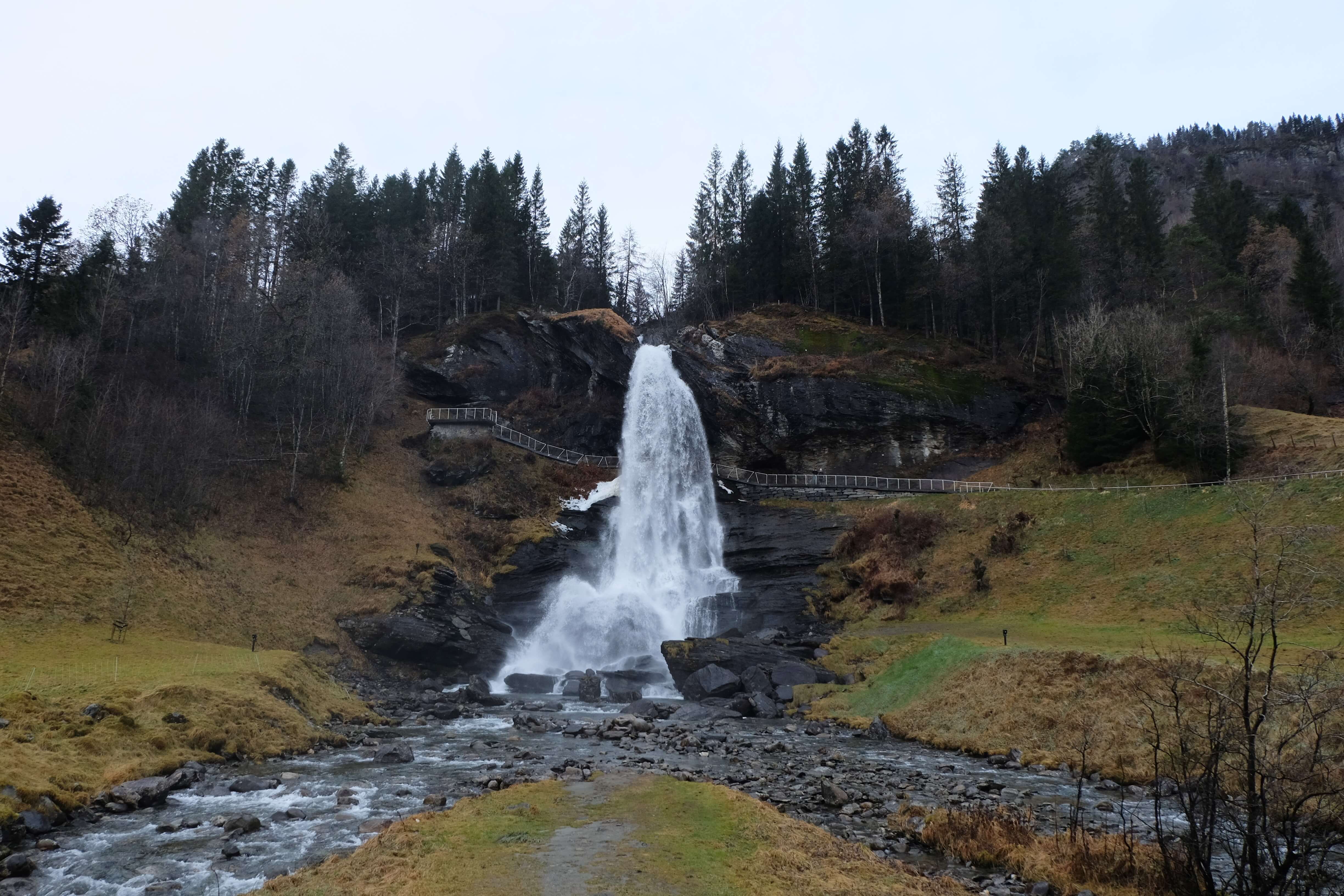 Steinsdalsfossen